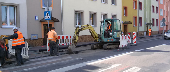 Wymiana sieci wodociągowej w ul. Wolności w Kołobrzegu.